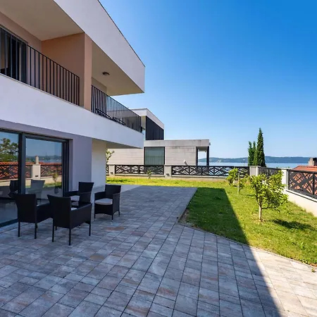 Luxury Kero Lägenhet Bibinje